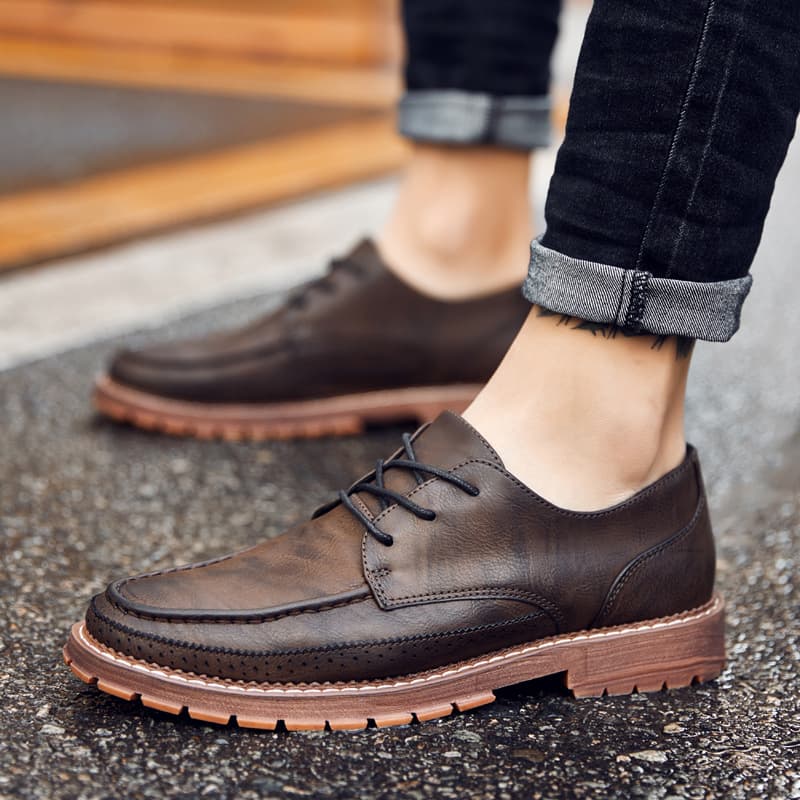 Zapatos casuales con cordones estilo británico