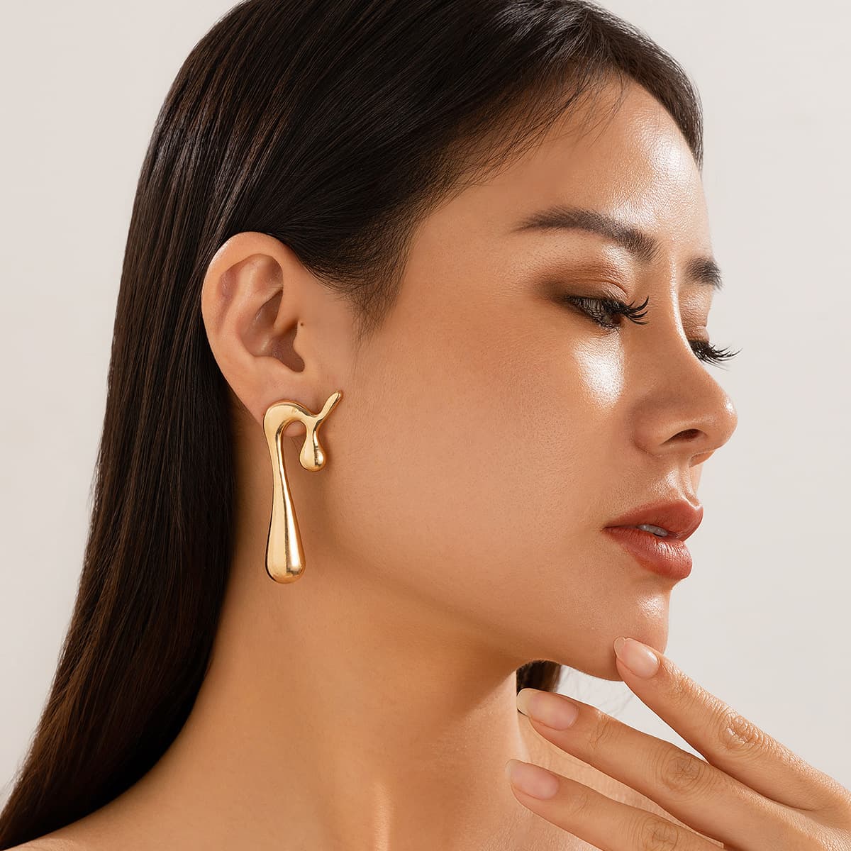 Aretes gota de agua irregular con rayas