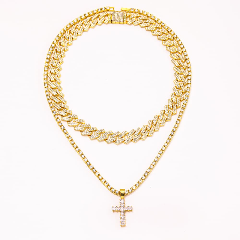 Collar colgante cruz circonia con cadena cubana