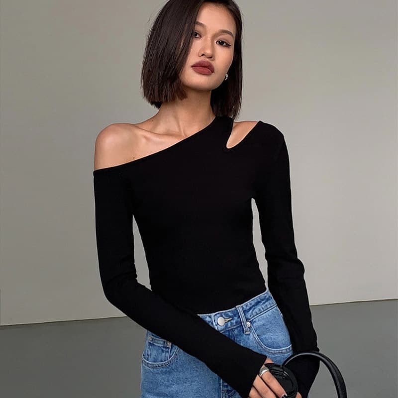 Blusa negra asimétrica hombro único para mujer