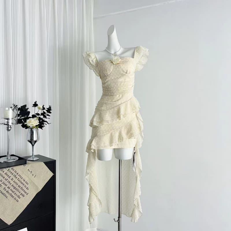 Vestido sling largo sin mangas con volantes