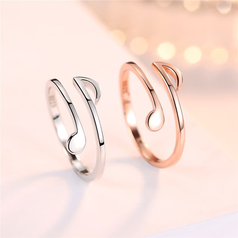 Anillo de cobre ajustable con diseño geométrico