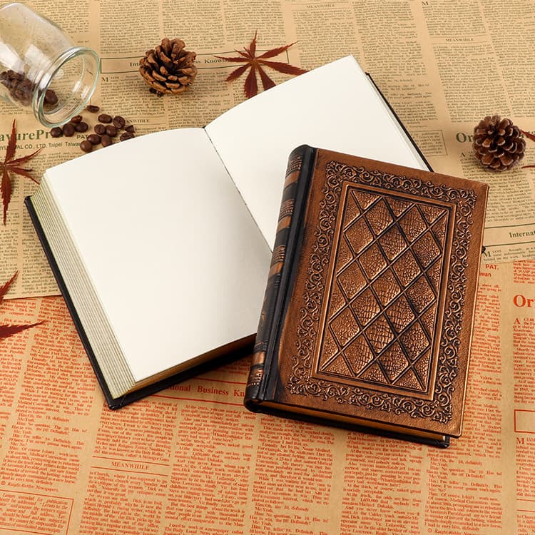 Cuaderno de cuero elegante para anotaciones