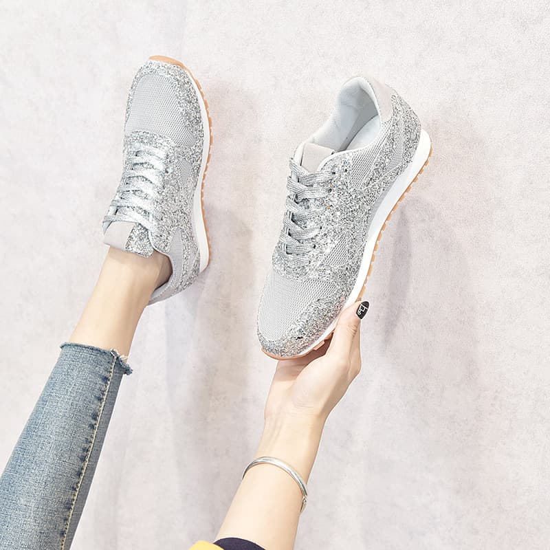 Zapatos de tacón plataforma con lentejuelas brillantes