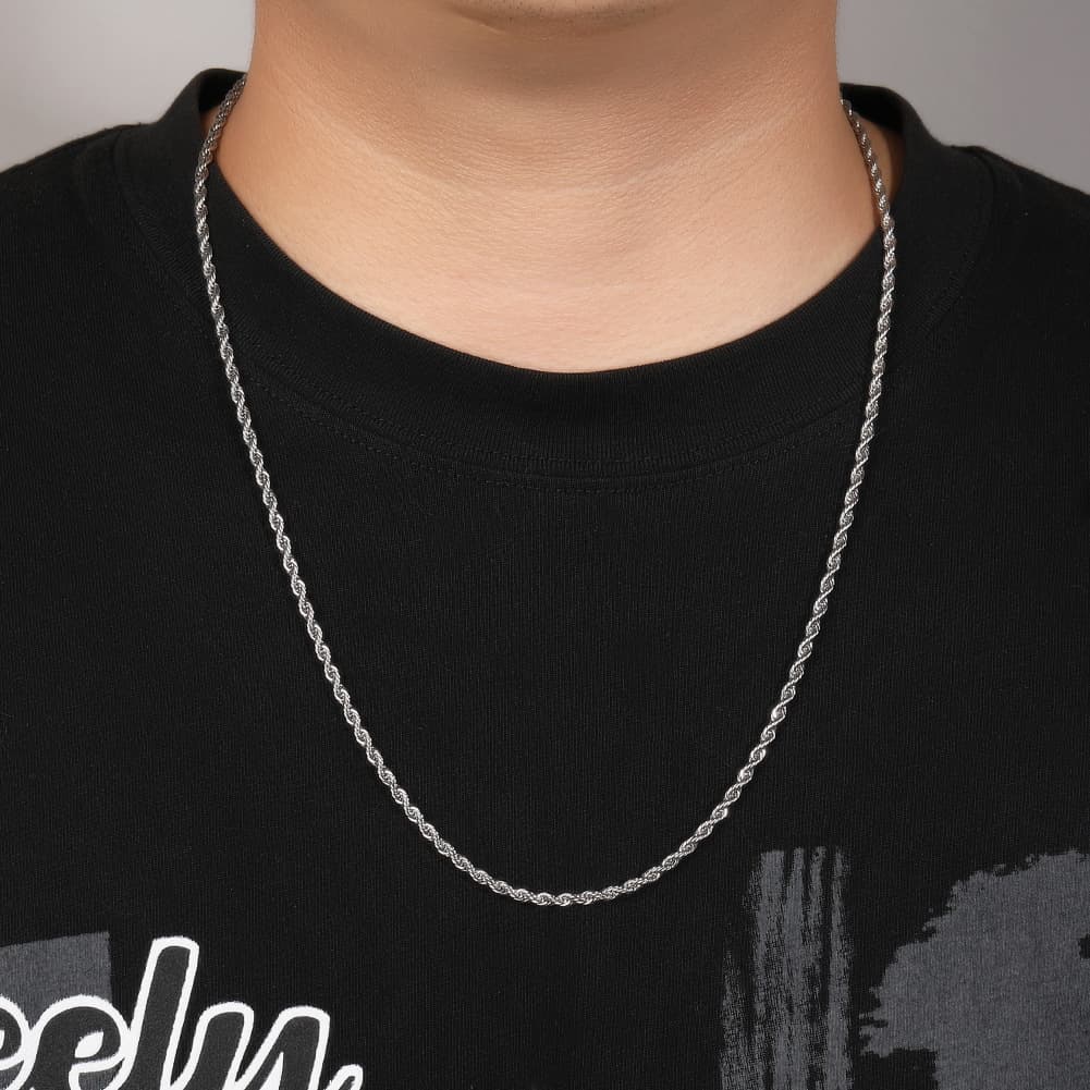 Collar cadena de cuerda