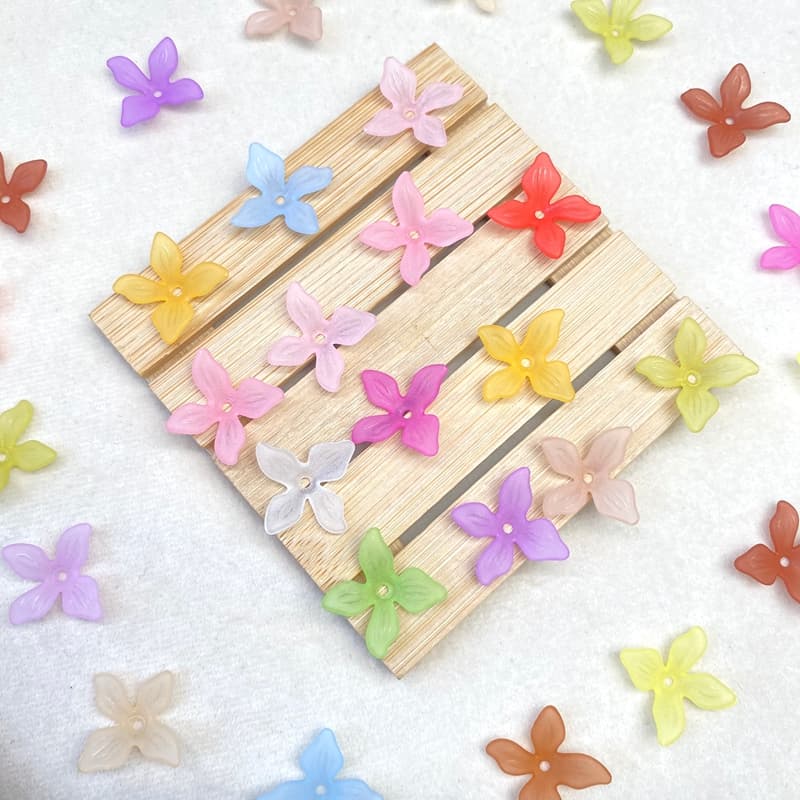 Cuentas acrílicas flores 4 pétalos esmeriladas hanfu