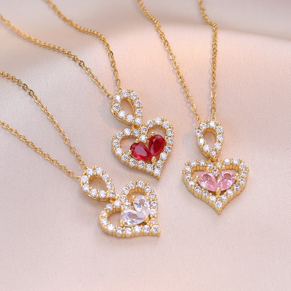 Colgante corazón de cristal con pedrería
