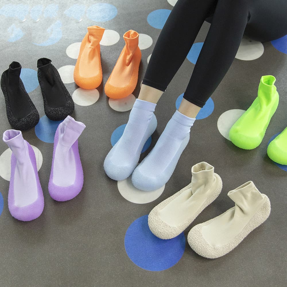 Calcetines deportivos antideslizantes con agarre para múltiples actividades