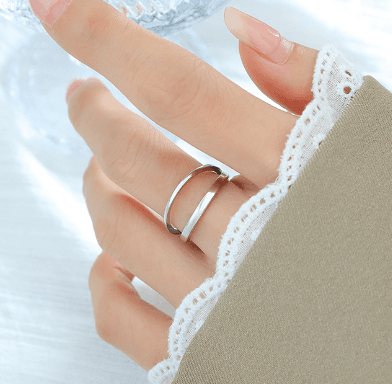 Anillo Nilo dorado multicapa