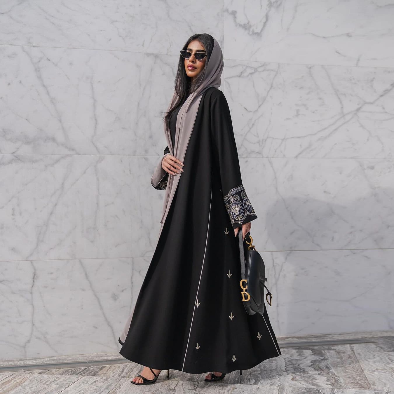Vestido para mujer con bordado elegante