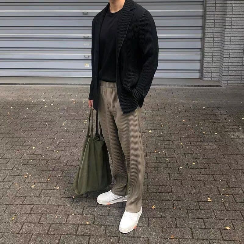 Pantalones rectos anchos con efecto drapeado