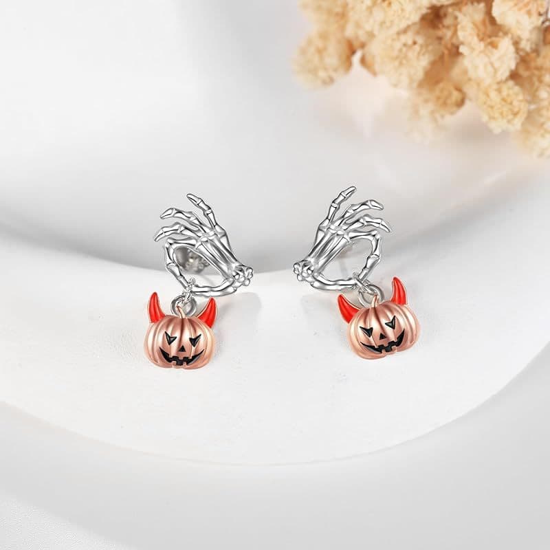 Aretes temáticos de Halloween con fantasma y calabaza