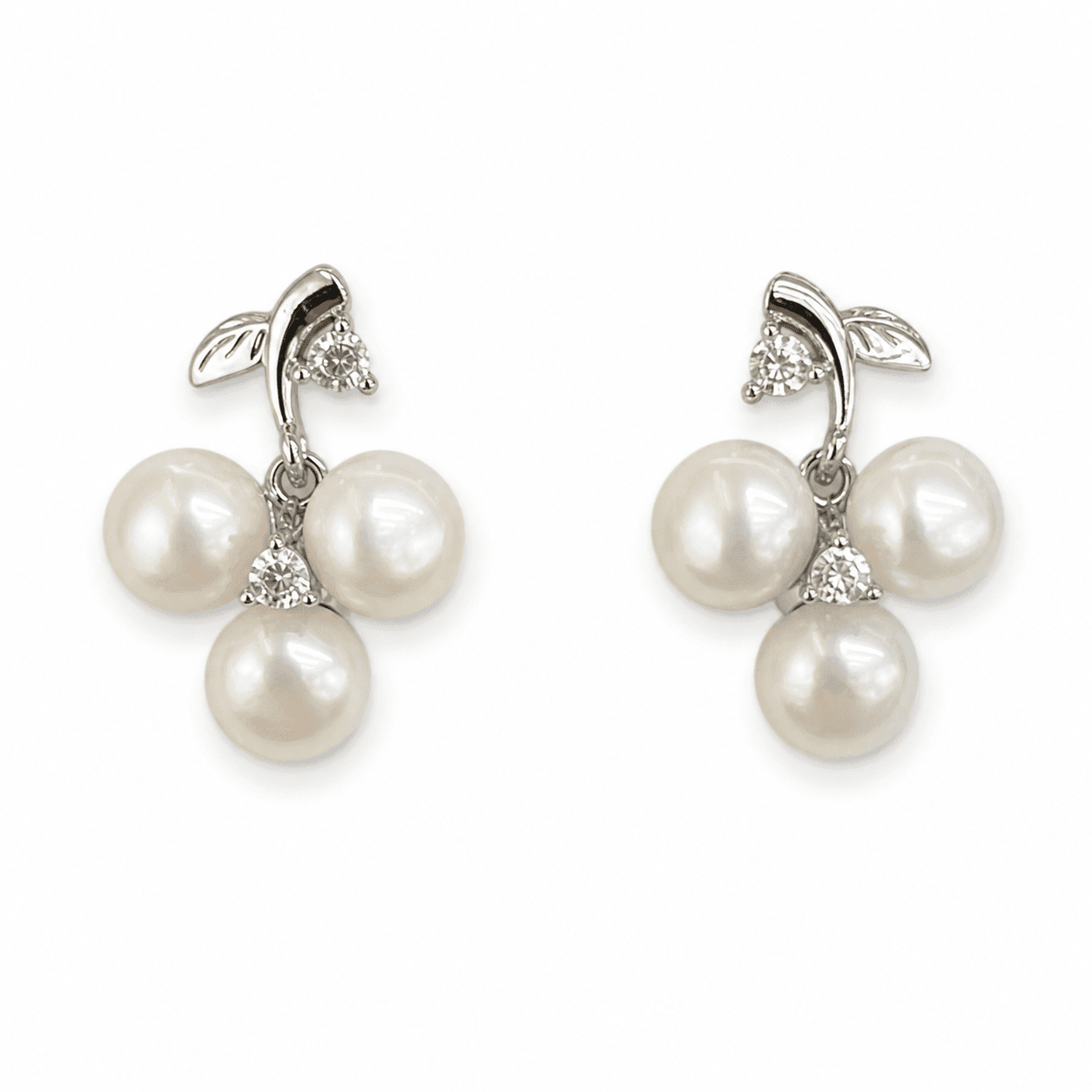 Aretes de perla en forma de racimo de uva