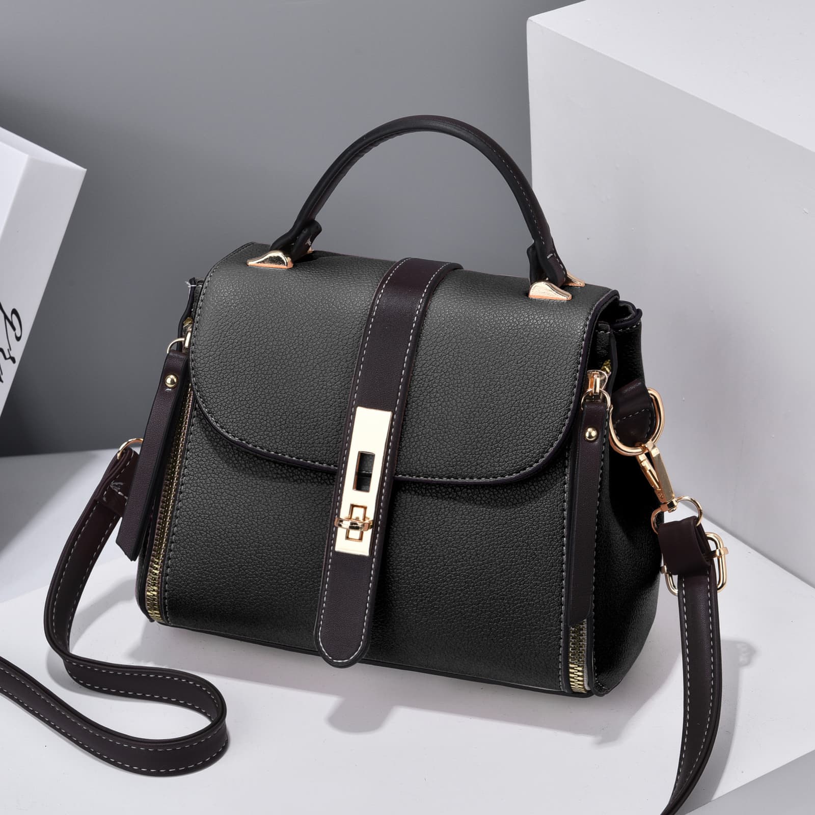 Bolsa mensajero tipo bucket de PU para mujer