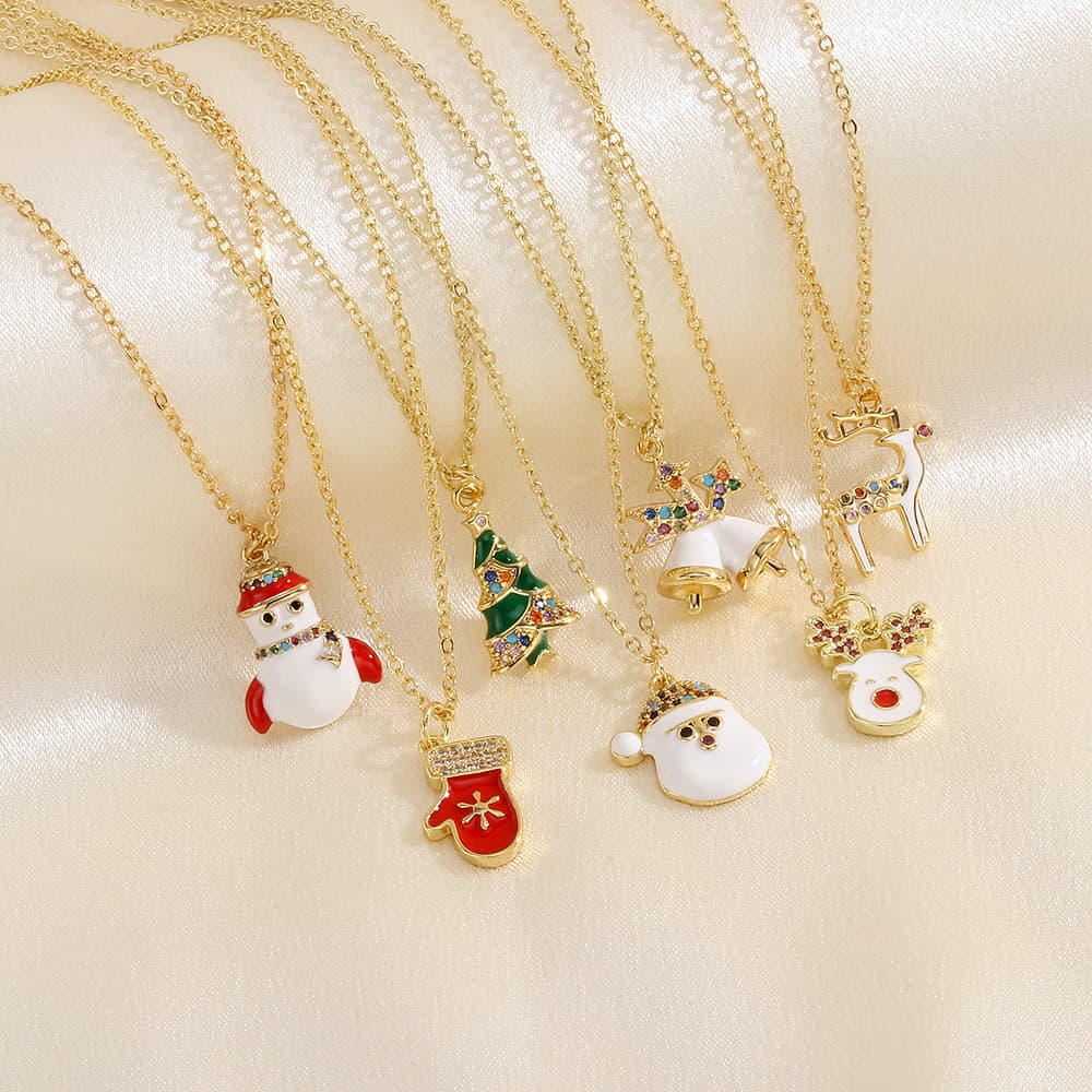Collar festivo con colgantes navideños en cobre