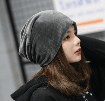 Gorro de felpa con protección de orejas