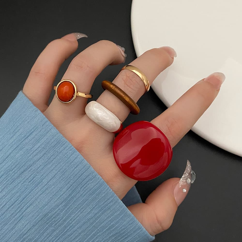 Set de 5 anillos geométricos de resina con estilo punk