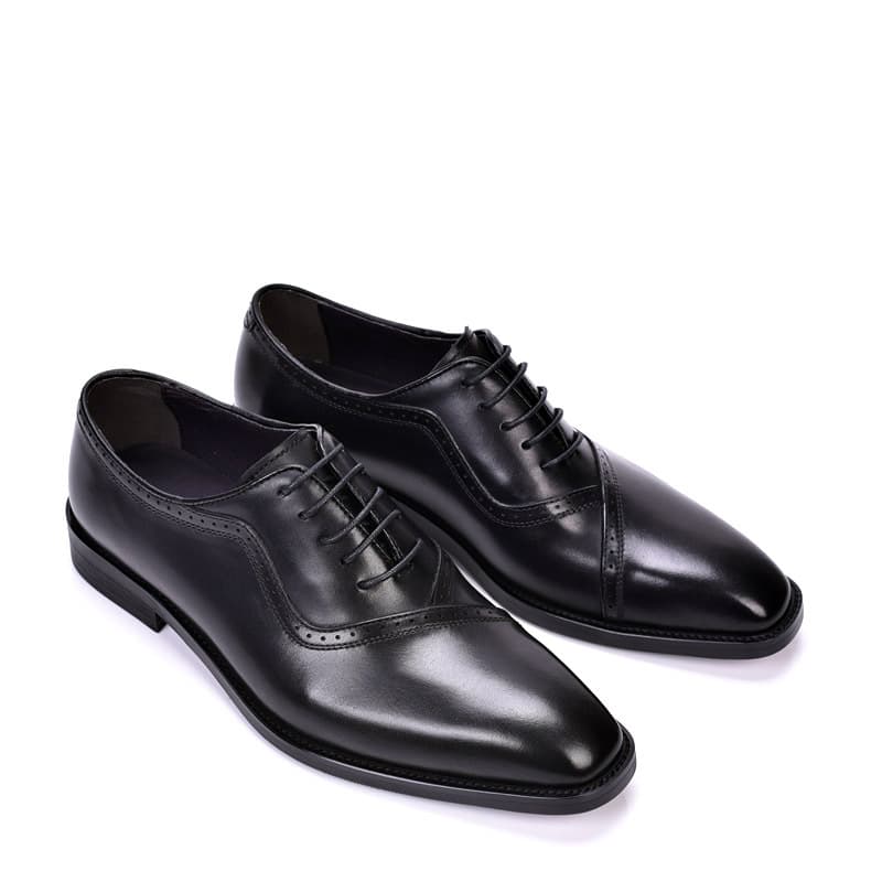 Zapatos de cuero para hombre con punta británica