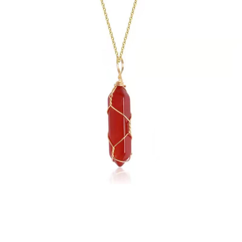 Collar cristal rojo hexagonal con envoltura cobre y cadena