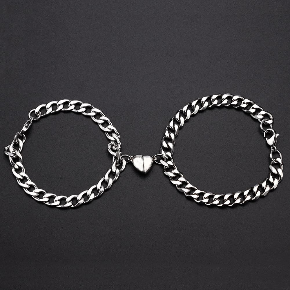 Pulsera magnética para parejas con diseño de corazón