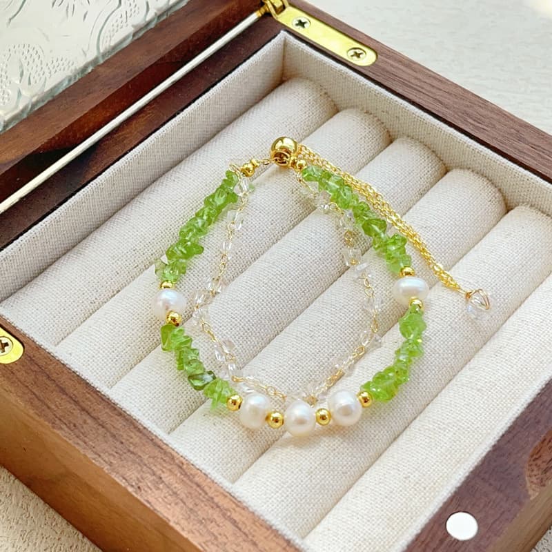 Pulsera de olivino con perla de agua dulce para mujer