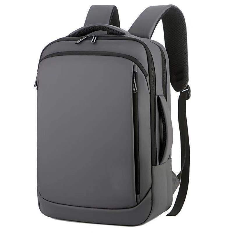 Mochila impermeable multifuncional con carga USB
