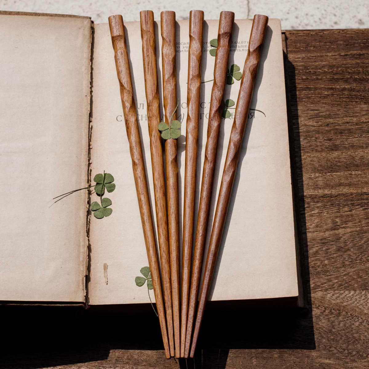 Palillos para sushi de madera de hierro indonesio